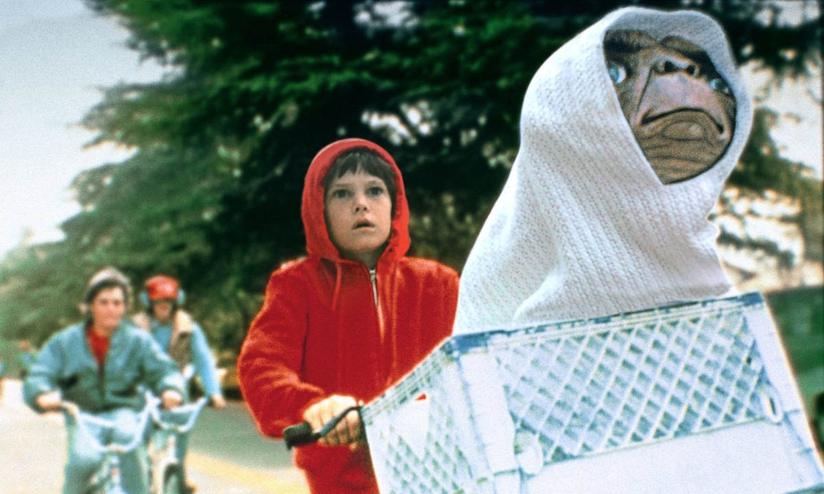 Réplica original do E.T. e vestidos de Marilyn Monroe serão leiloados nos EUA