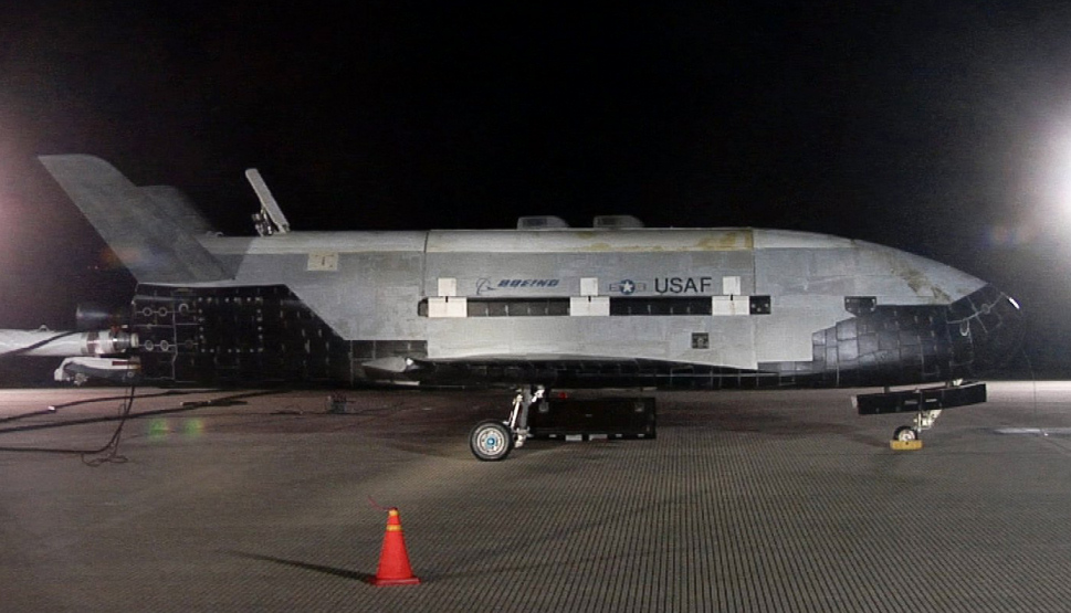 Foto do ônibus espacial secreto da Força Espacial dos Estados Unidos. Imagem: Wikimedia Commons/Reprodução
