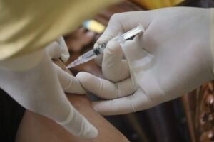 Vacina contra HIV se mostra promissora em estudo pequeno