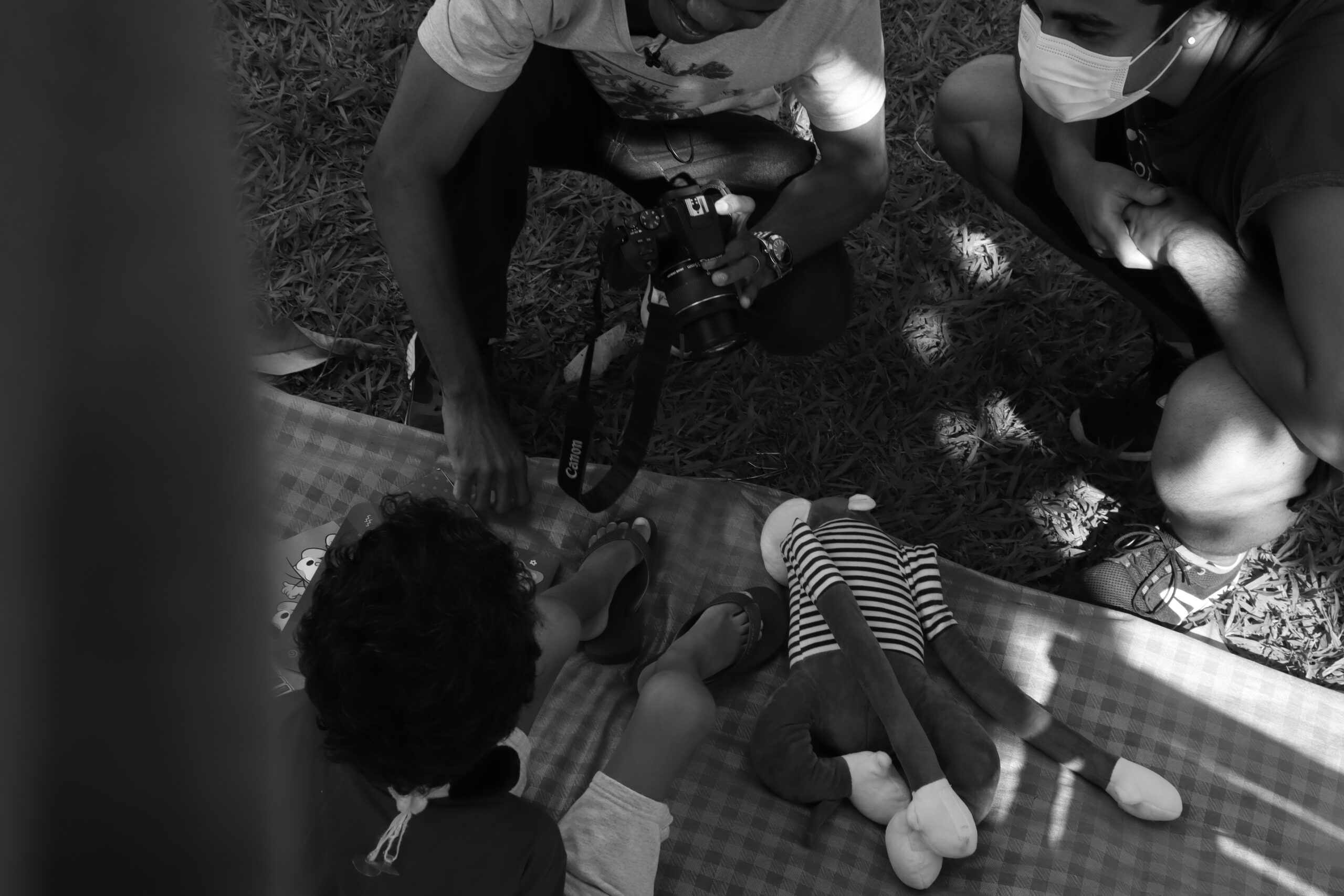 Conheça a primeira escola de fotografia para cegos do Brasil