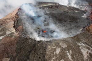 Vulcão Kilauea, no Havaí, entra em erupção