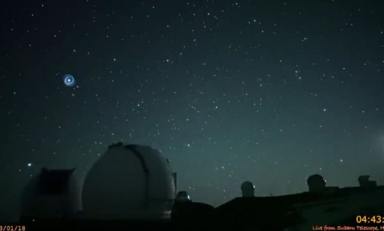 Espiral perfeita aparece no céu do Havaí e tem relação com a SpaceX