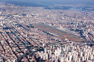Lista de aeroportos mais bizarros do mundo tem um brasileiro; confira