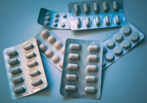 Covid: quais os 6 remédios ainda recomendados pela OMS