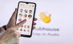 Clubhouse: como anda o aplicativo após o hype de 2021