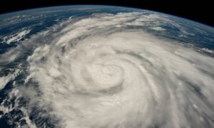 Por que é extremamente raro um furacão atingir o Brasil?
