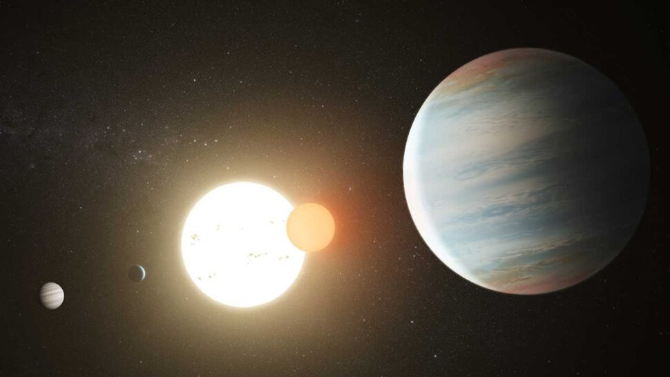 sistema Kepler-47, com duas estrelas e três planetas