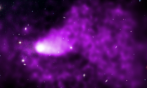 Galáxias mergulham no Coma e deixam "rabo de fogo" recorde para trás