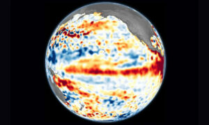 El Niño: imagem de satélites da NASA mostra manchas de calor no oceano