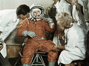 Como Valentina Tereshkova virou a 1ª mulher a viajar ao espaço há 60 anos