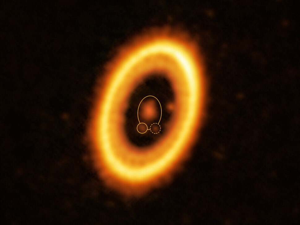 imagem do sistema planetário PDS70 com anotações
