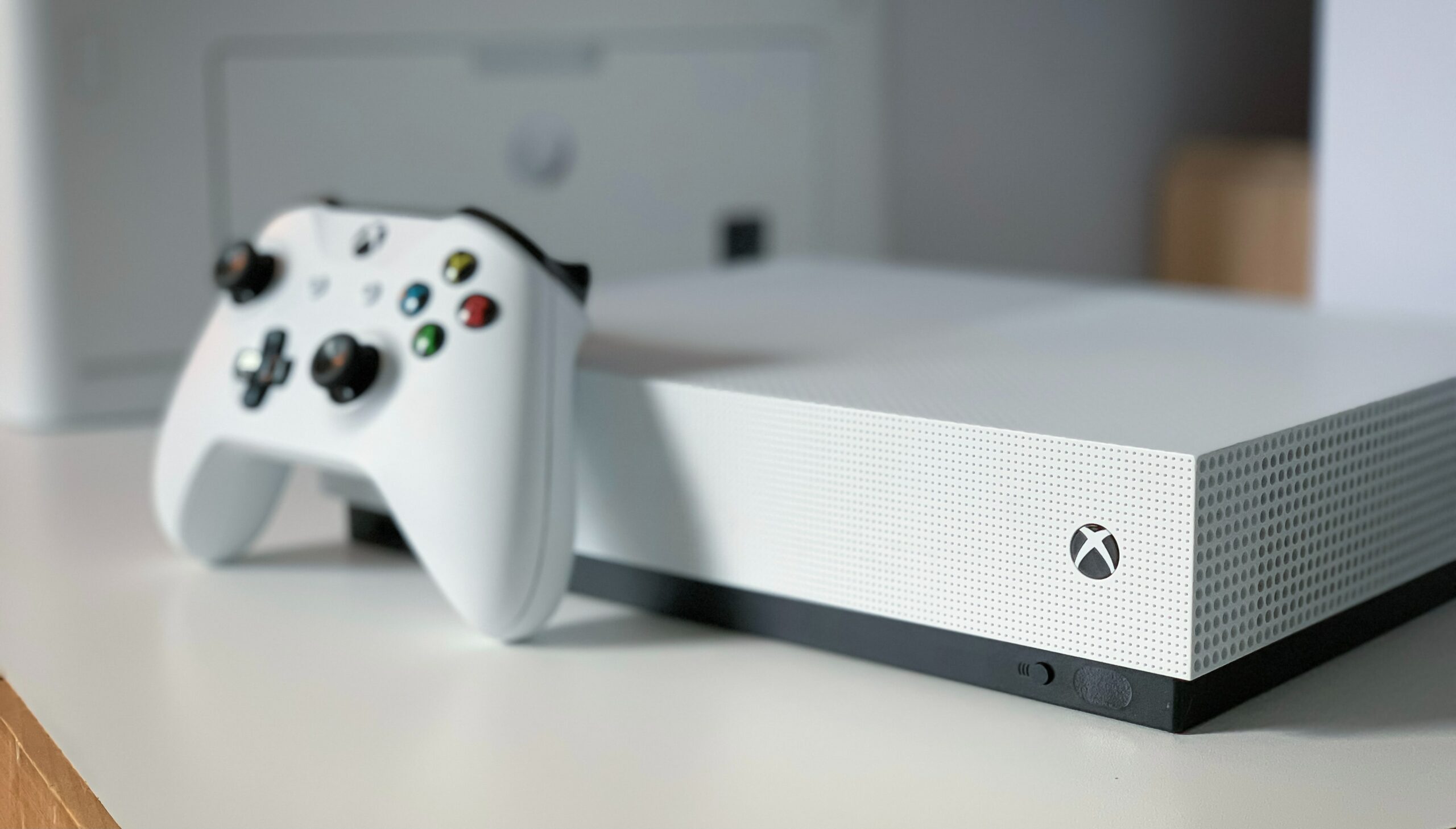 Microsoft faz parceria com PayPal para melhorar pagamentos no Xbox
