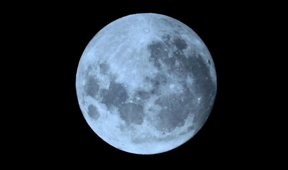 fotografia da lua cheia, que acontecerá duas vezes em agosto