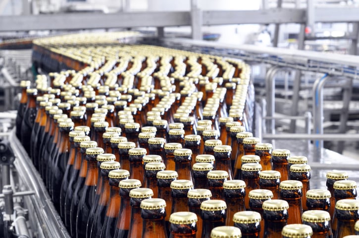 Ambev é líder mundial na produção de cerveja e vale cerca de R$ 231 bilhões