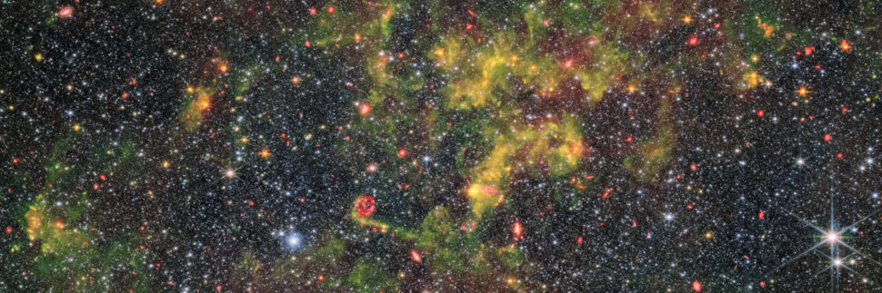 imagem da galáxia NGC 6822, feita com o James Webb