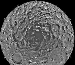 Imagem do polo sul da Lua de 1997