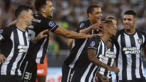 Tchê Tchê, agora no Botafogo, enfrentará o ex-clube Atlético-MG, neste sábado, pelo Brasileirão.