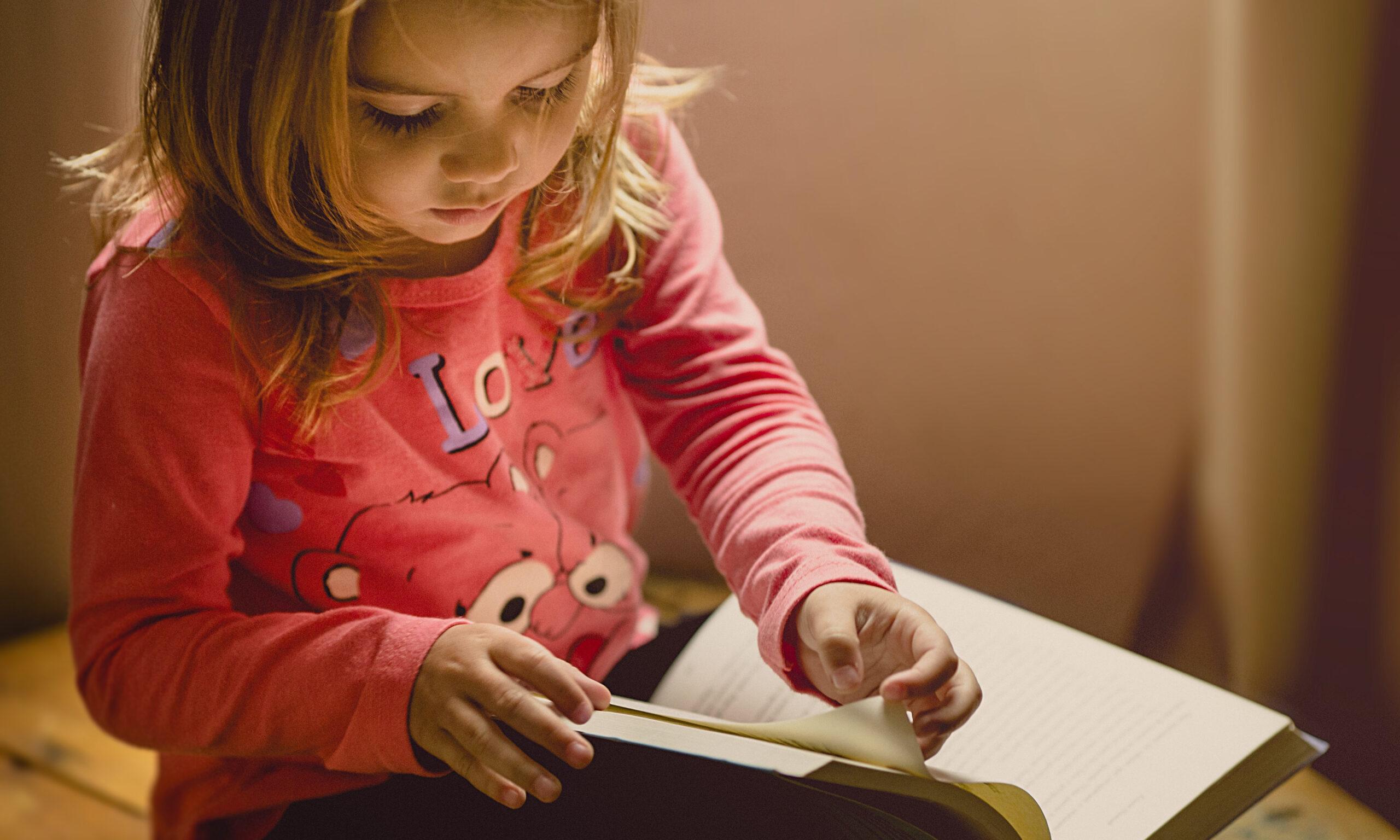 Reading for pleasure in early childhood helps cognition and mental health