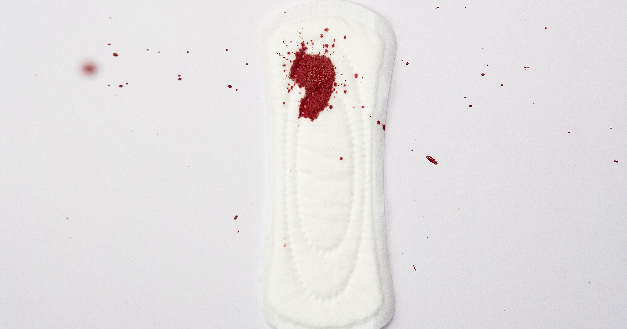 Vacinação de Covid aumentou menstruação inesperada em mulheres