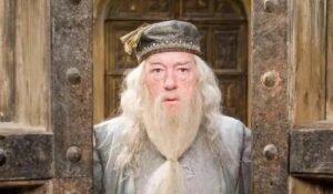 Ator que fez o sábio Dumbledore, de "Harry Potter", morre aos 82 anos