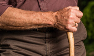 Dia de Combate à Osteoporose: qual seu risco de fratura óssea? Faça o teste