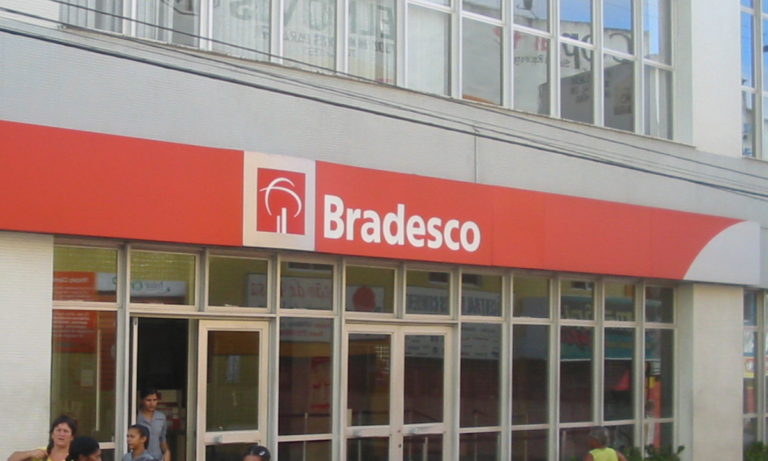 Agência do Bradesco (Imagem: Patrick/Wikimedia Commons)