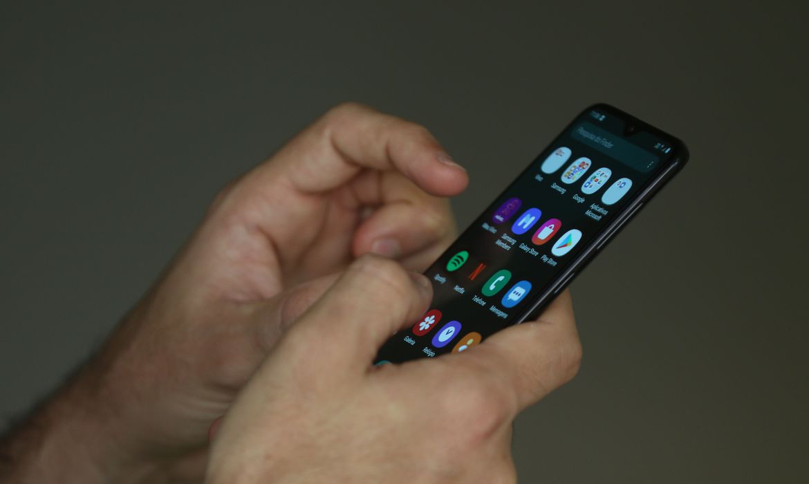 iPhone 14 e Galaxy S23 estão entre os celulares mais buscados da Black Friday 2023; veja lista