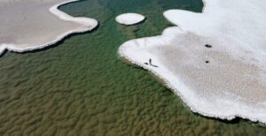Cientistas encontram lago secreto com fósseis vivos na Argentina