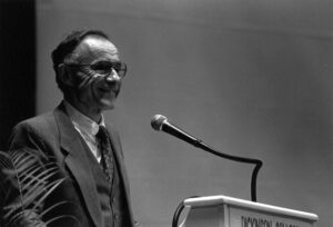 Arno Penzias, um dos pais da teoria do Big Bang, morre aos 90 anos