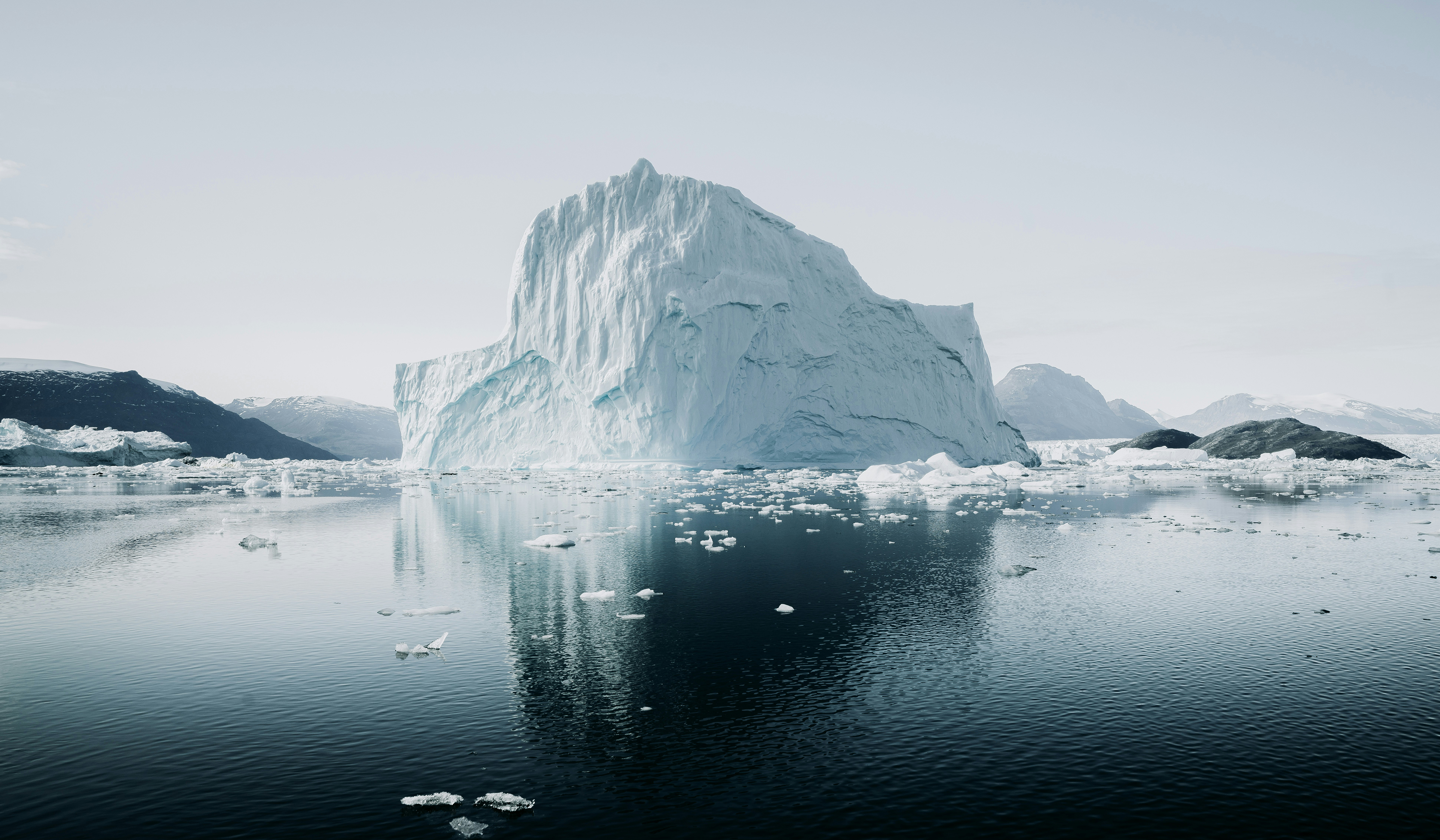 Cientistas querem uso de cortinas debaixo d'água para frear derretimento de geleiras