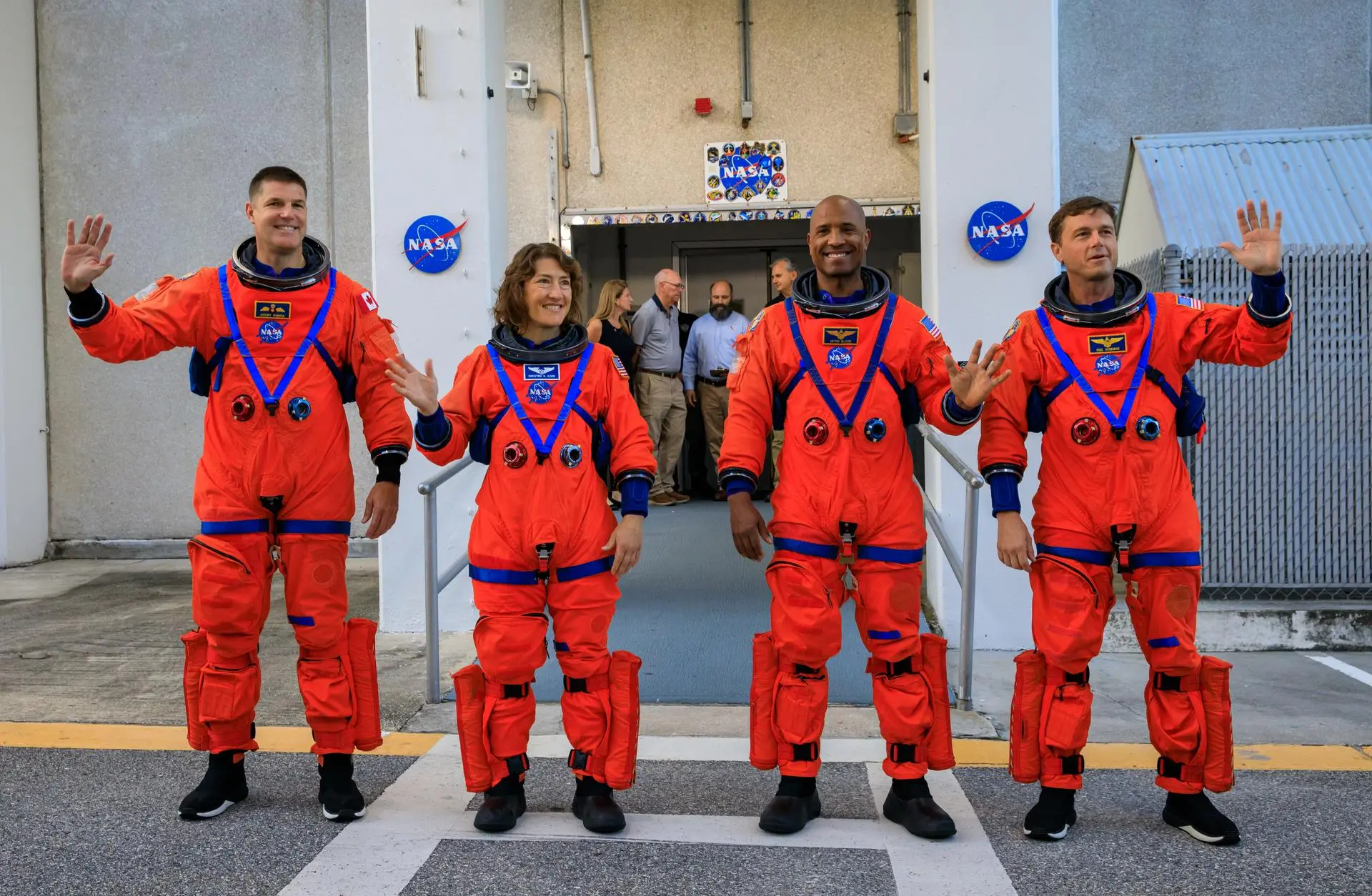 A tripulação da Artemis 2. Da esquerda para a direita, Jeremy Hansen, da Agência Espacial do Canadá, e Christina Koch, Victor Glover e Reid Wiseman, da NASA.