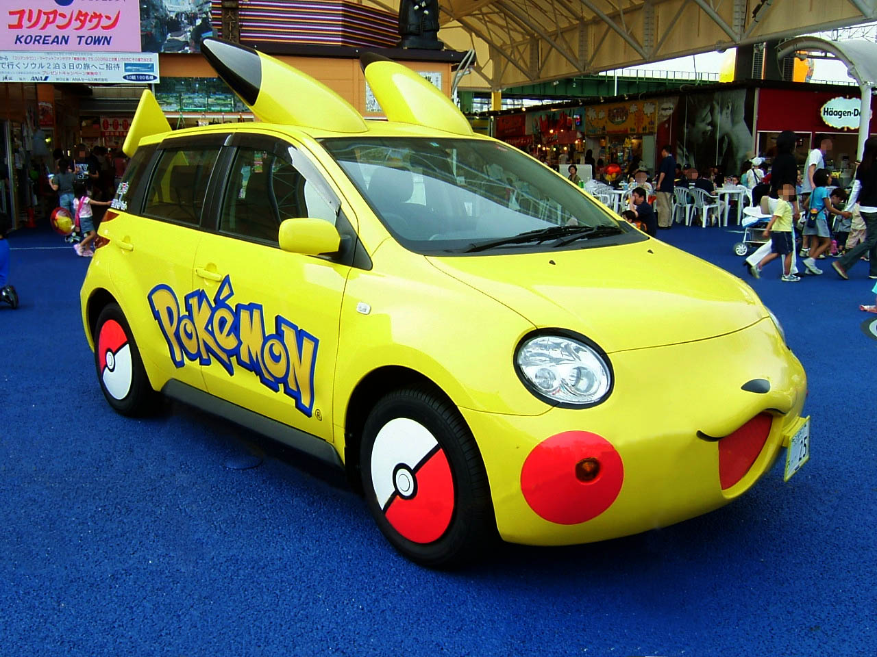 Carro do Pikachu fabricado pela Toyota