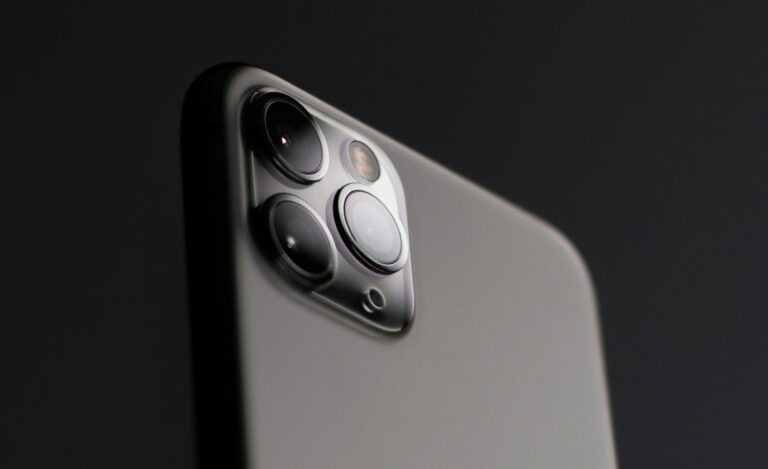 Apple registra patente de nova câmera de iPhone resistente a quedas