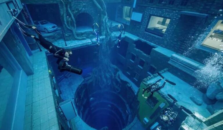 piscina mais profunda do mundo dubai
