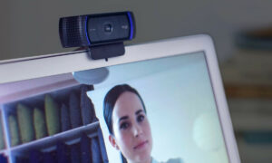 Mais vendida e agora mais barata: Webcam Logitech sai 16% off