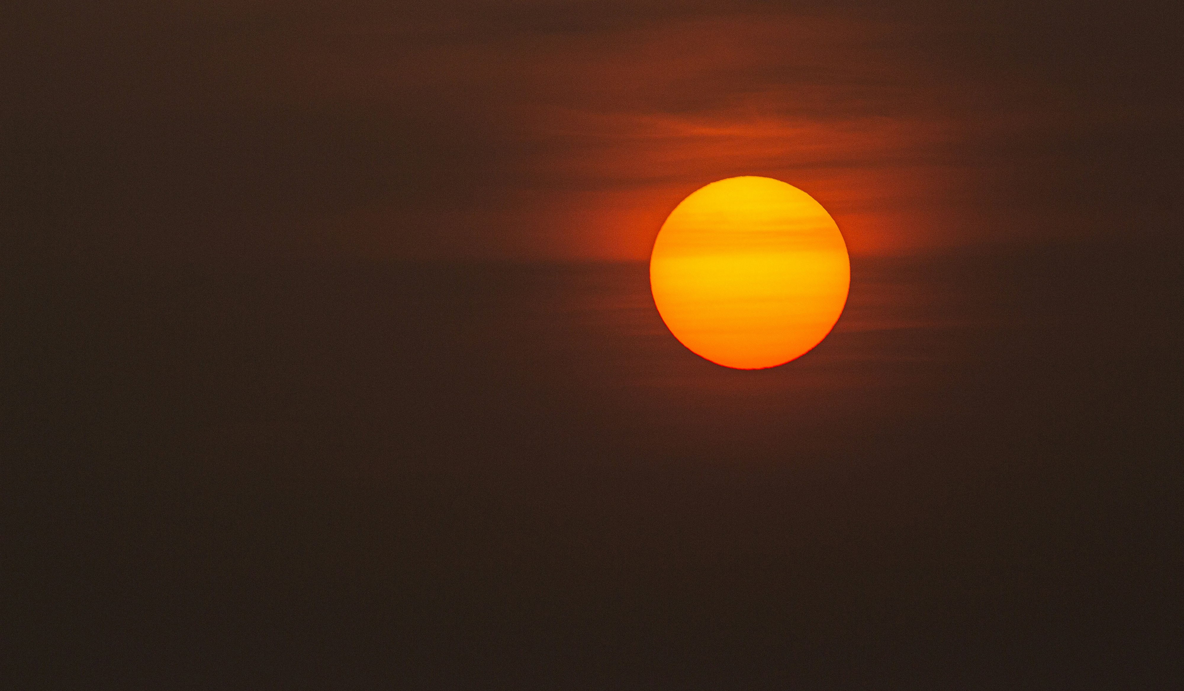 Até no outono? Brasil enfrentará nova onda de calor ainda em abril