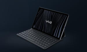 Este tablet já vem com teclado e sai em até 10x de R$ 180