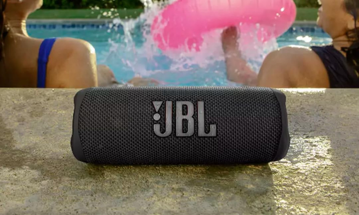 JBL Flip 6: som potente em qualquer lugar