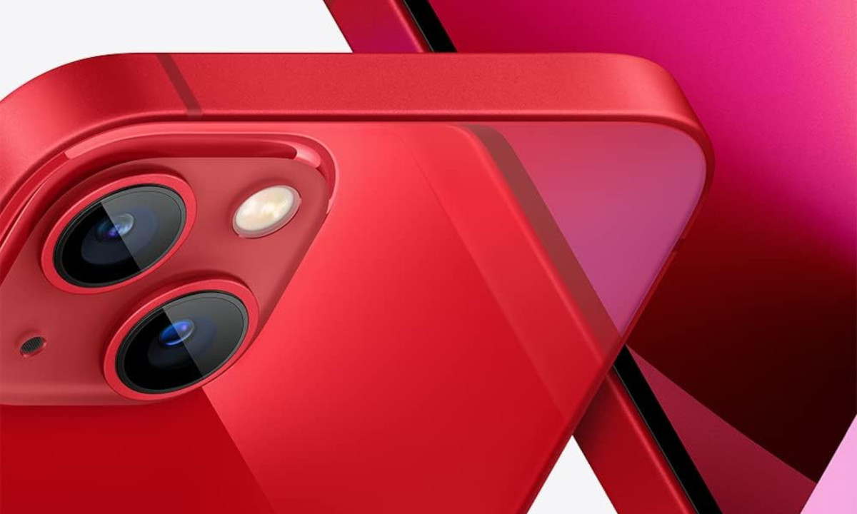Corre antes que acabe: iPhone 13 RED com quase metade do preço