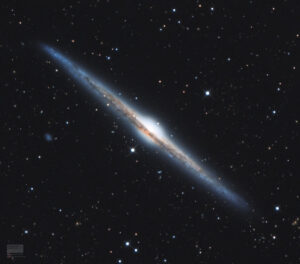foto do dia NASA Galáxia da Agulha
