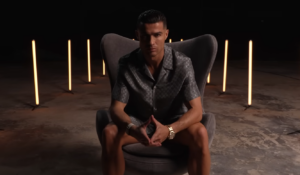 Cristiano Ronaldo lança canal no YouTube e quebra recorde de inscritos