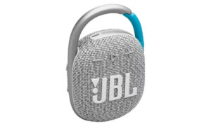 10 horas de música: JBL Clip 4 baixou 19% OFF e sai a partir de R$ 30/mês