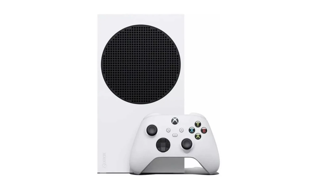 Piscou, perdeu: Xbox Series S com R$ 800 OFF