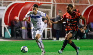 onde assistir paysandu x ituano