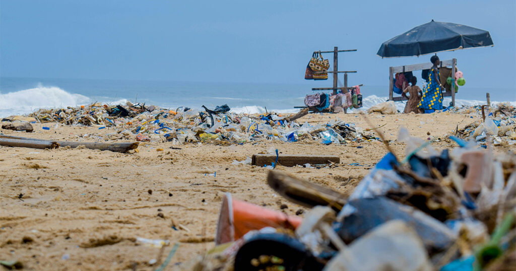 Mercado turístico busca soluções urgentes para reduzir impacto ambiental