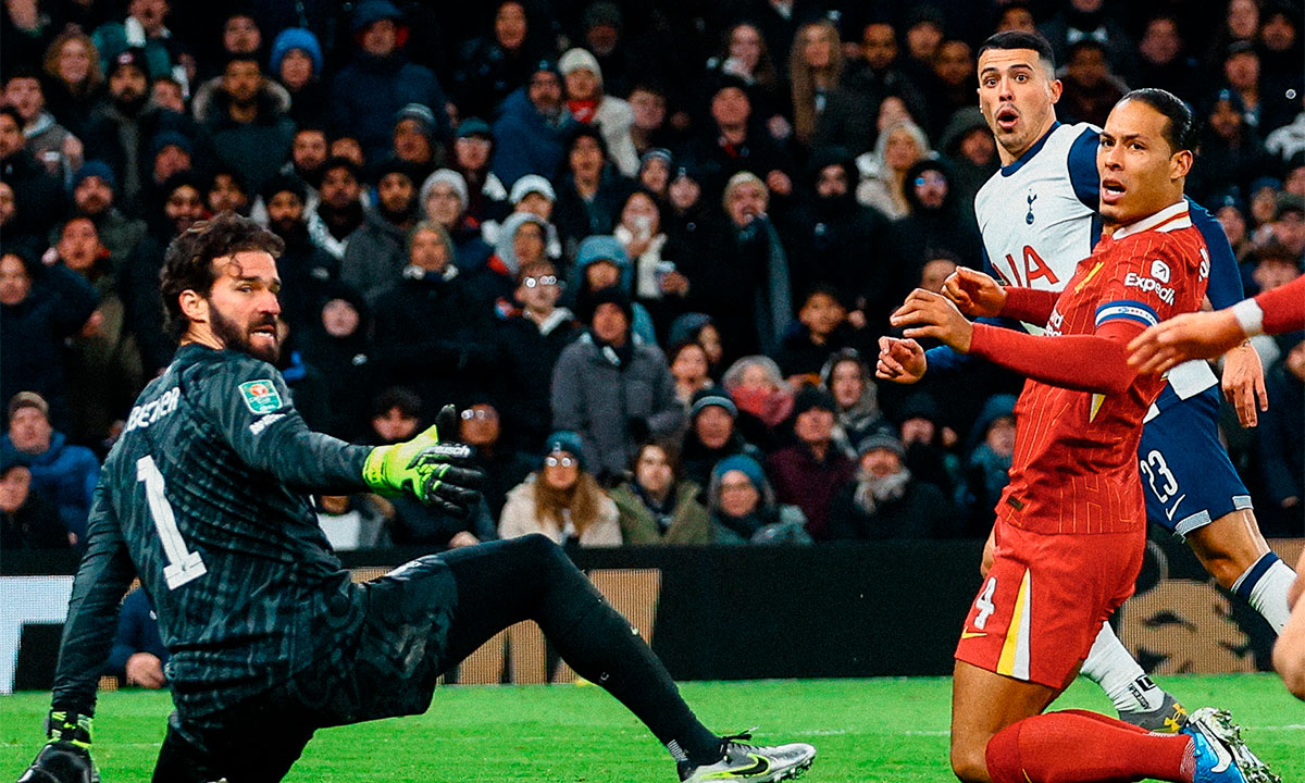 Liverpool x Tottenham: onde assistir ao jogo da semi da EFL Cup